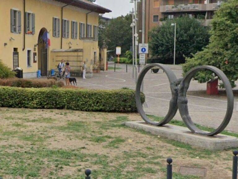 novate villa venino piazza 768x580