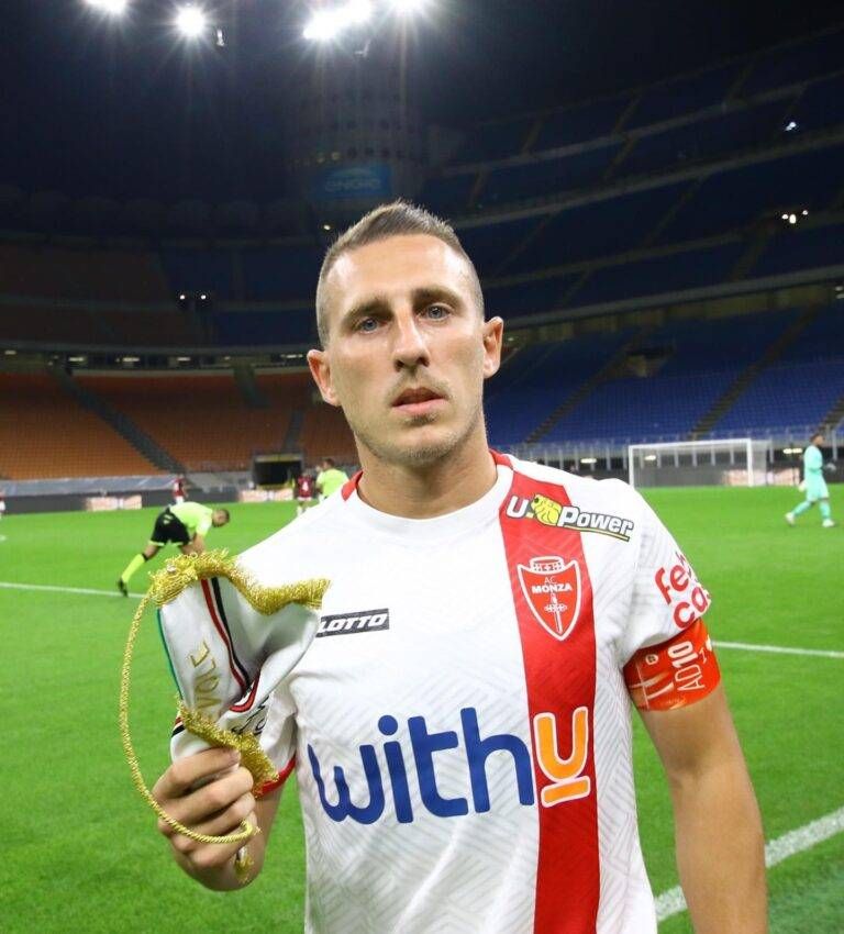 La favola di D’Errico: da Novate ad Arese, fino a sfiorare la serie A DErrico a San Siro 768x850