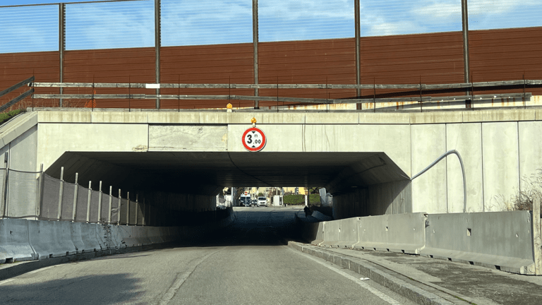 sottopasso paderno chiuso 768x432