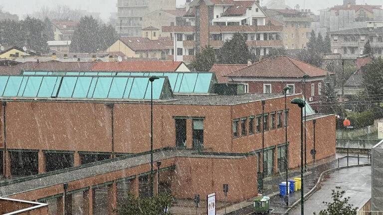 Neve a Milano: primi fiocchi tra Bollate, Paderno e Garbagnate NEVE MILANO 768x432