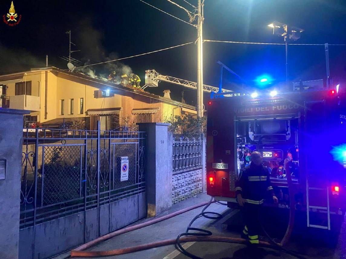 incendio ceriano laghetto