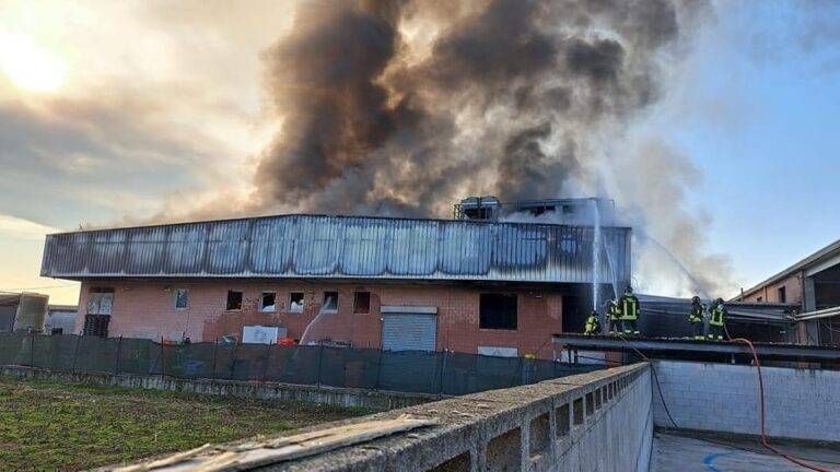 incendio turate 768x432