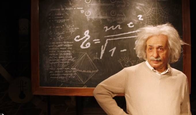 Spazio agli Einstein del Saronnese: Olimpiadi di italiano e matematica a Saronno einstein saronnese