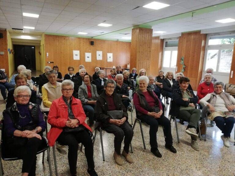 I consigli agli anziani di Bollate: “Così potrete evitare le truffe” primo incontro 3 768x576