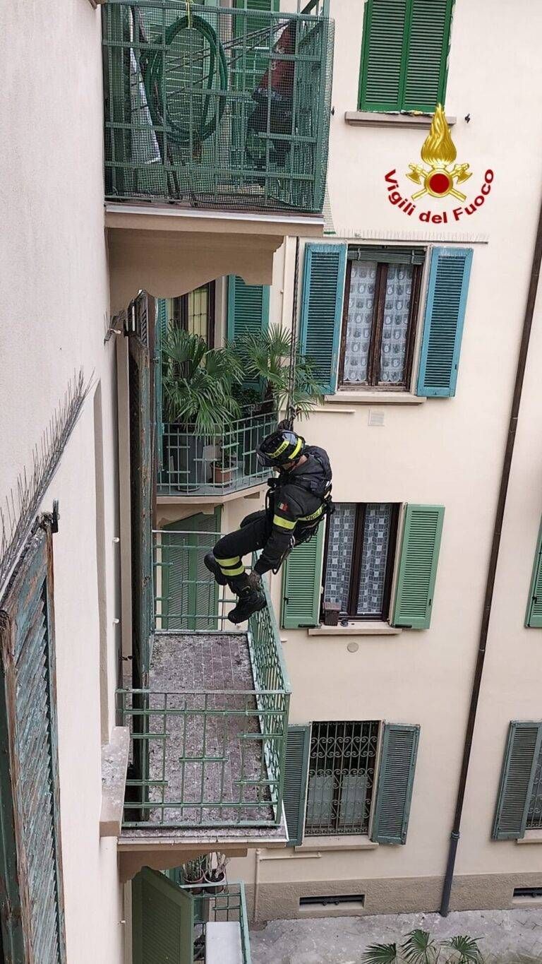 soccorso anzianio 768x1365