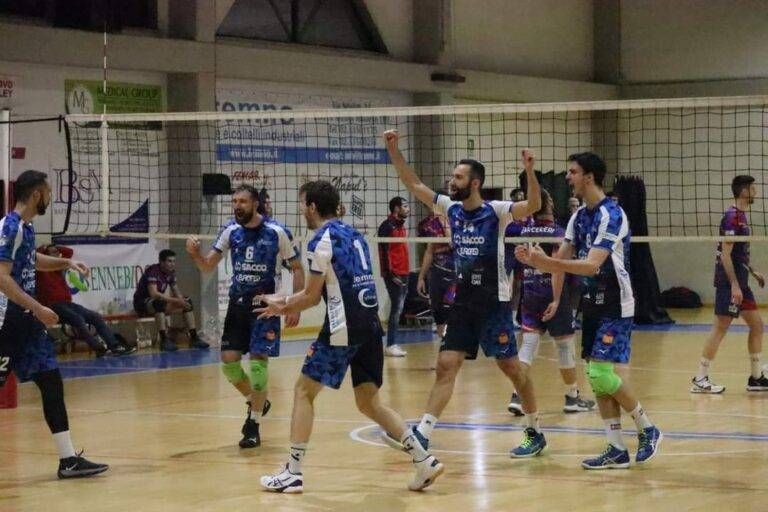 VOLLEY SARONNO Un gruppo che rivedremo in casacca celeste 768x512