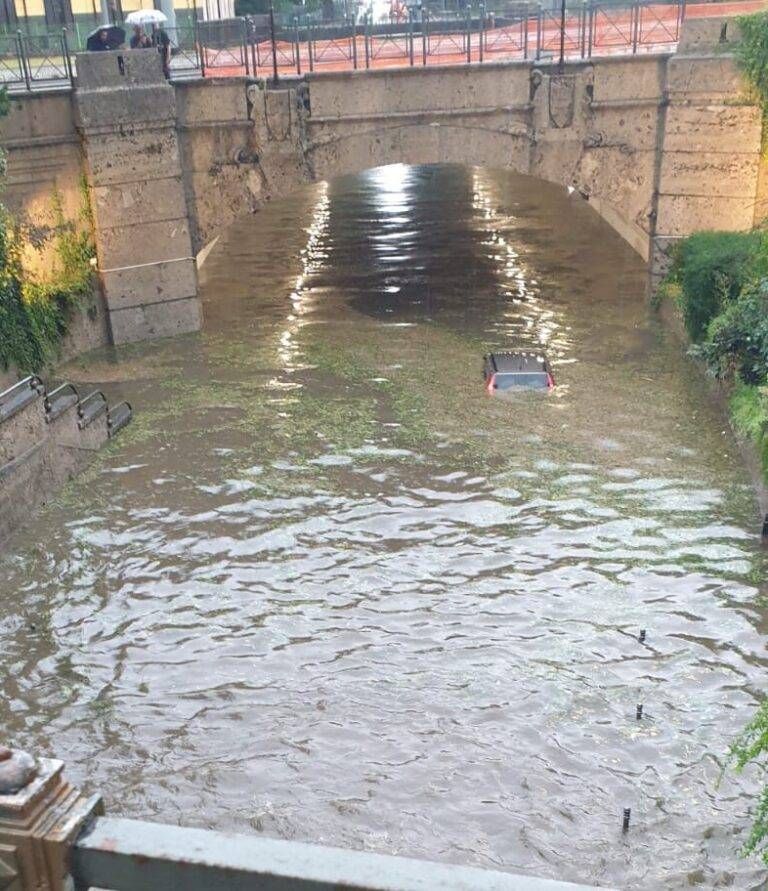 Saronno Sottopasso grandine allagato