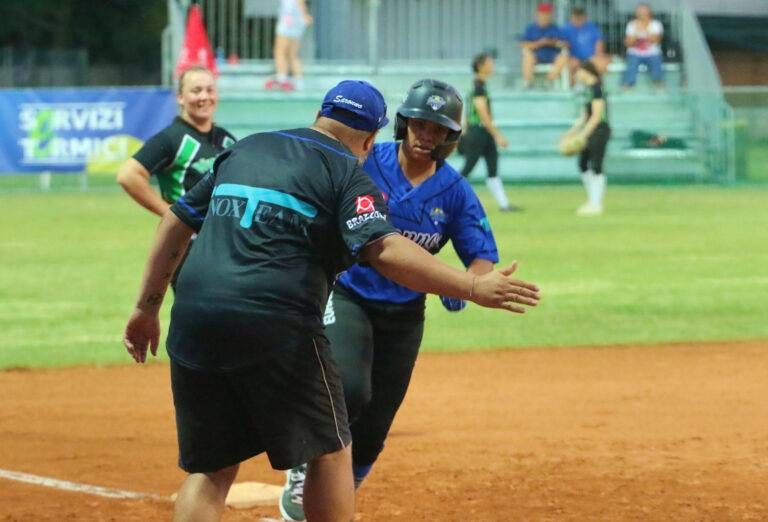 Coppa Campioni di softball, ecco Saronno contro il Madrid SOFTB Lozada del Saronno festeggiata dopo il fuoricampo 768x522