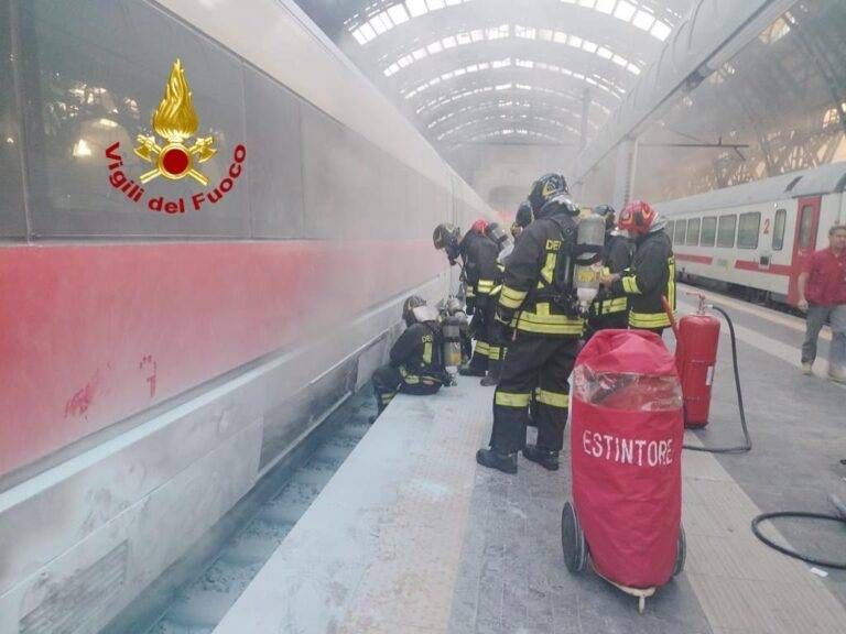 Frecciarossa fumo milano stazione