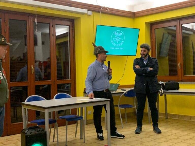 Andrea Germi durante la presentazione del Campo Scout alla Baita Alpini il mese scorso 768x576
