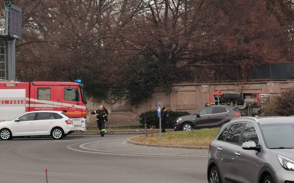 Immagine WhatsApp 2023 12 29 ore 12.17.05 621d1fcc