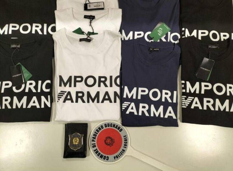 carrefour paderno magliette armani  768x565