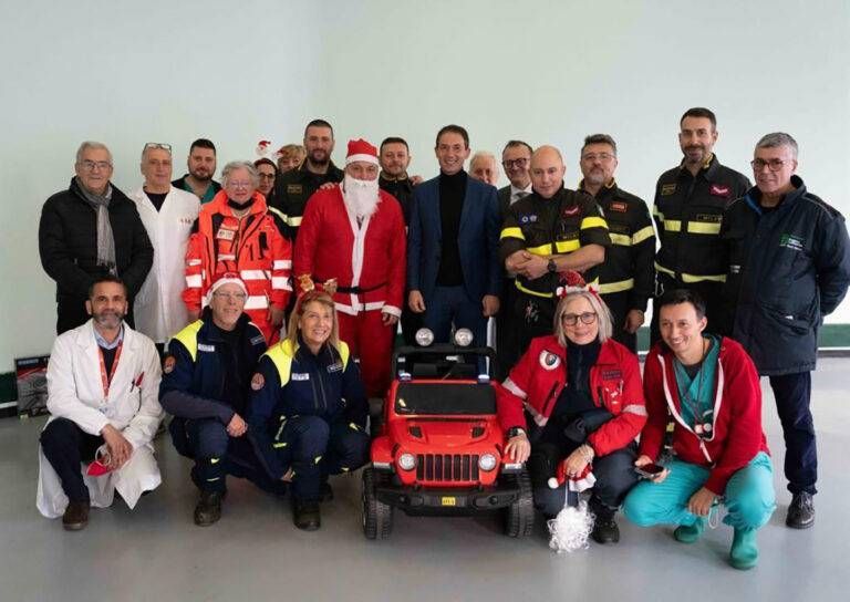 sesto vigili fuoco babbo natale