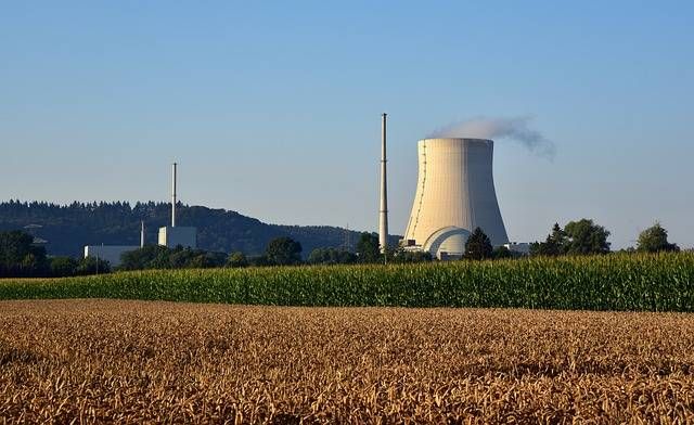 Nucleare, presi in giro per anni? centrale nucleare referendum