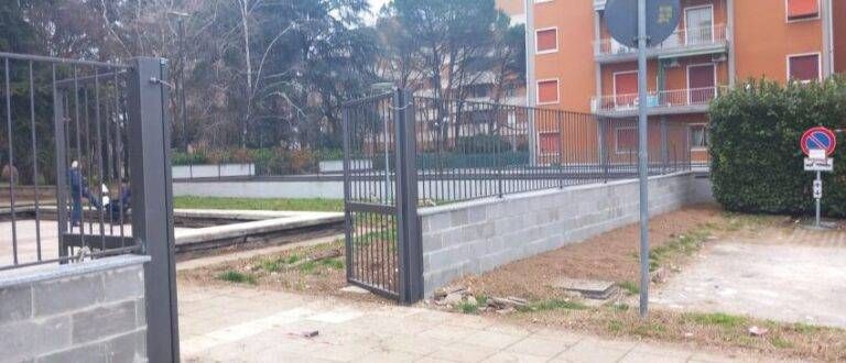 Garbagnate chiasso chiude parchetto