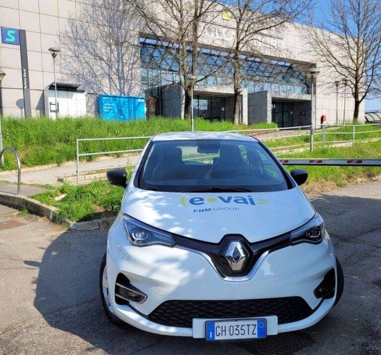Car sharing anche a Bollate Nord, nuova auto elettrica a noleggio breve con E-Vai Bollate car sharing