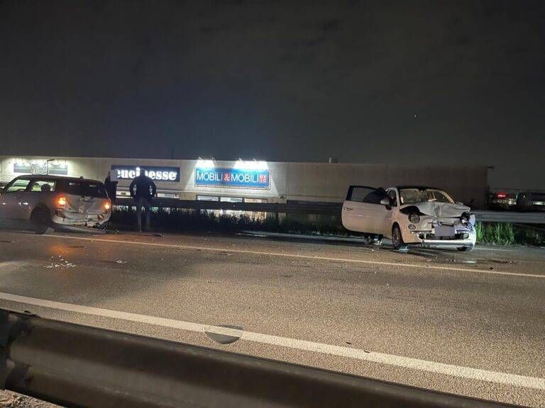Incidente ieri sera sulla Saronno-Monza, donna portata in ospedale incidente saronno-monza