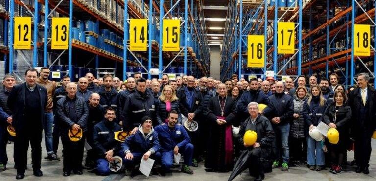 L’Arcivescovo Delpini in visita allo stabilimento Bracco di Ceriano Laghetto Delpini bracco ceriano