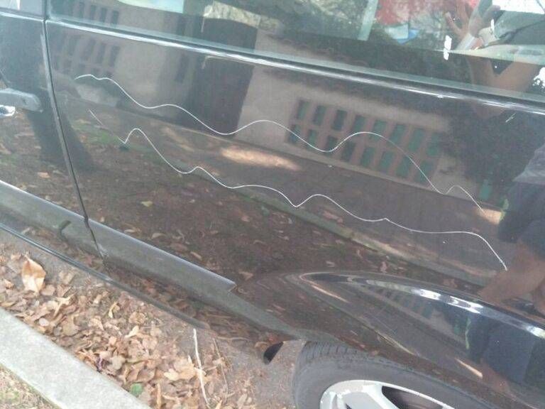 vandalismi auto 768x576