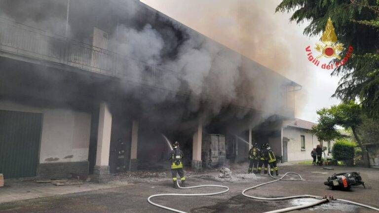 incendio cesano maderno