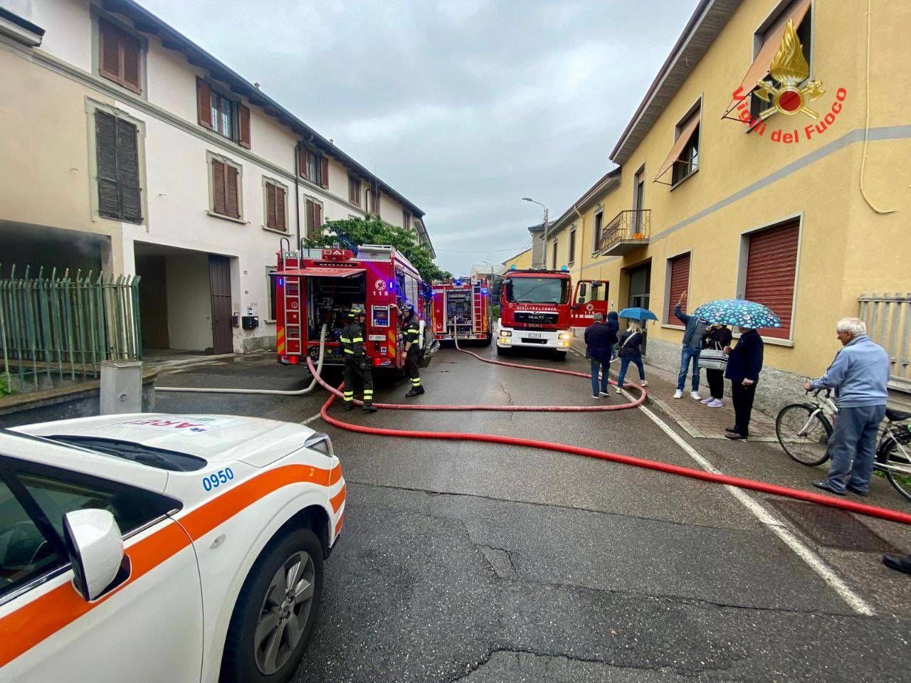 incendio cesano maderno 