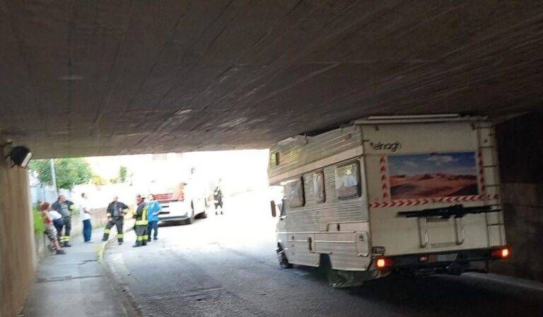 Baranzate camper vacanze incastrati