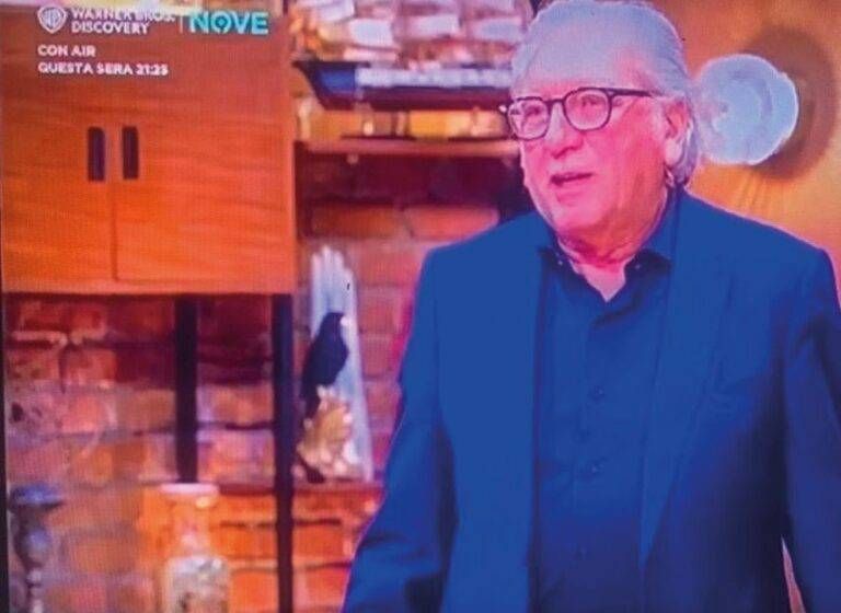 Novate artista Rino tv