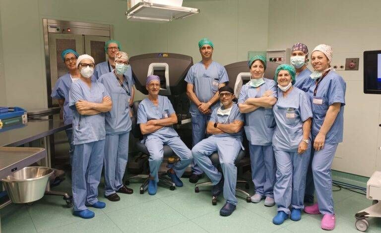 Tumore al sistema nervoso asportato con il robot: al San Gerardo uno dei primi casi al mondo San Gerardo tumore sistema nerrvoso robot