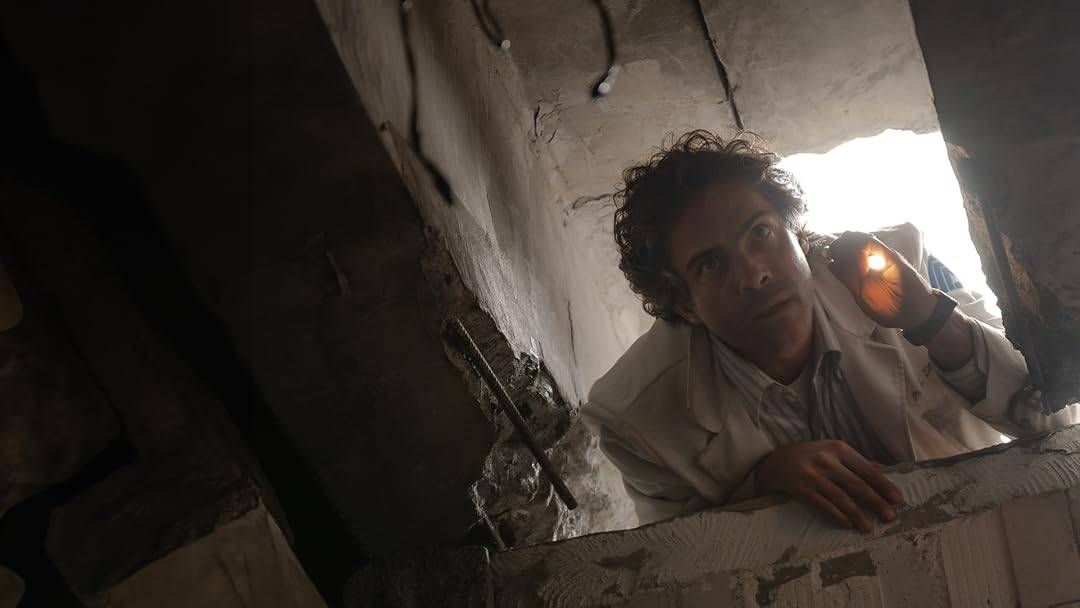 4c92a1e086799acc756624816dbd4d32eff334115de4d01642bbfe016424ce47. SX1080 FMjpg 