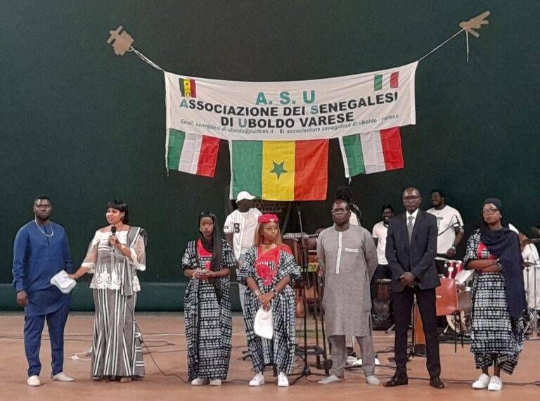 A Origgio e Uboldo sempre più famiglie straniere, corsi di lingua italiana associazione senegalesi 768x570