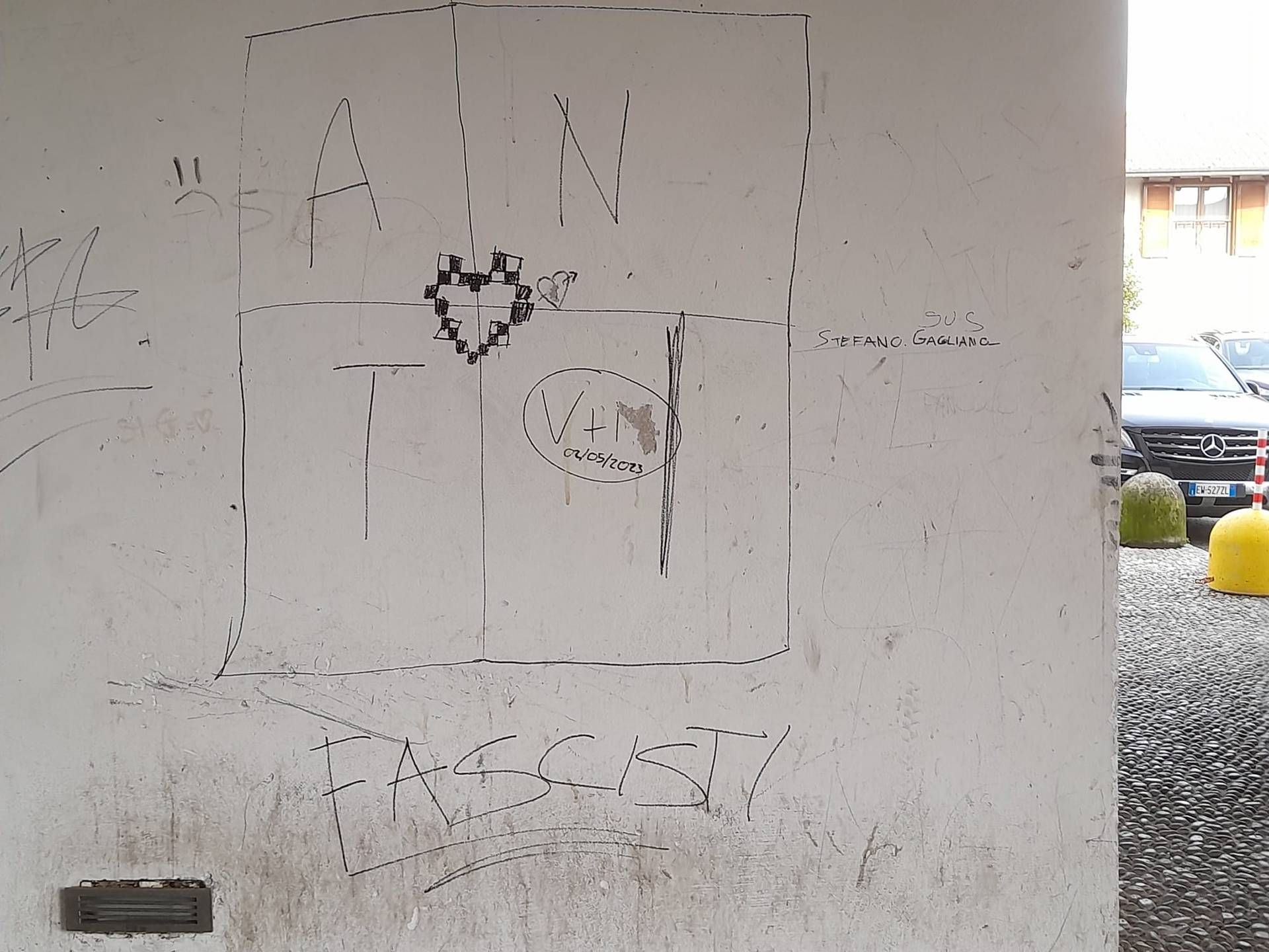 scritte villa borletti 3