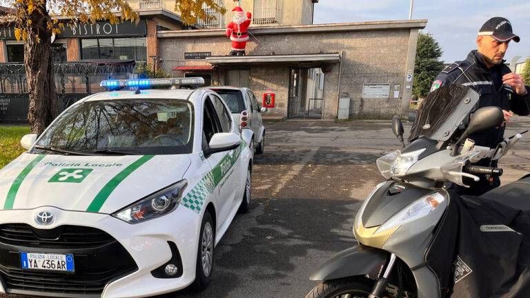 Paderno, denuncia il furto della moto (e non paga le multe): ma in sella c’era lui paderno denuncia furto moto 768x432
