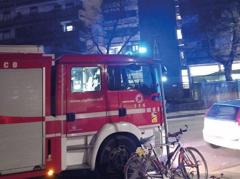 Baranzate incendio cucina Aquileia