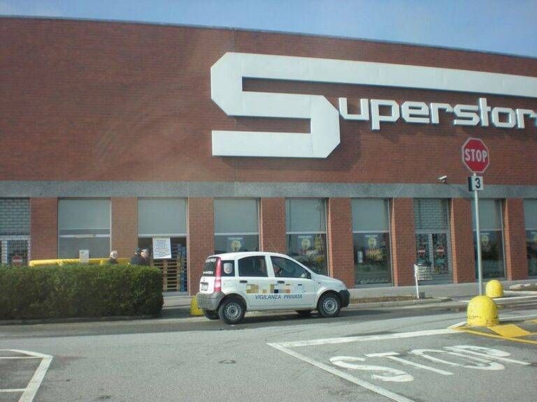 Baranzate nuova Esselunga forse