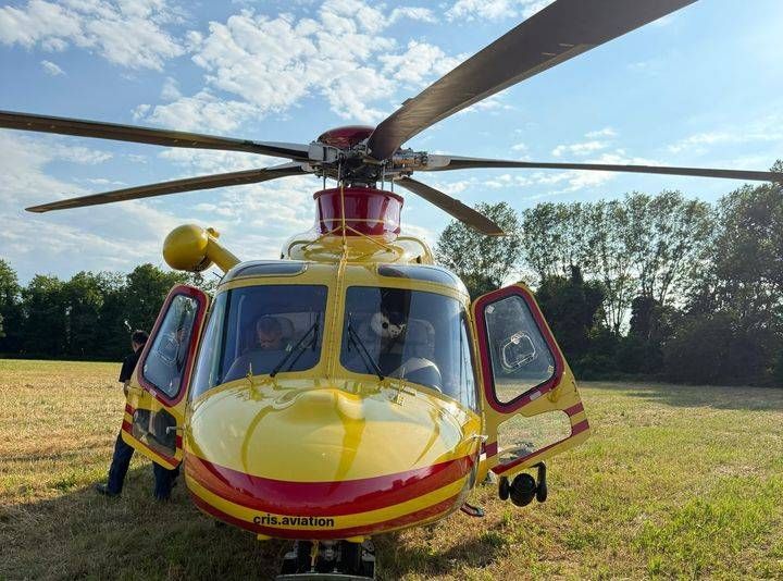 Da oggi sugli elicotteri Areu anche plasma e globuli rossi per trasfusioni immediate sul posto elicottero elisoccorso giorno prato
