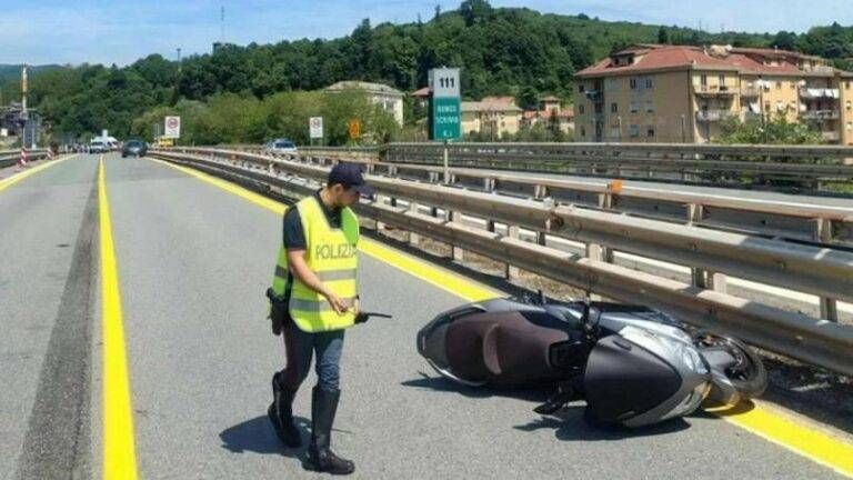 Incidente in scooter in Liguria, morto un 46enne di Lazzate incidente scooter autostrada Lazzate