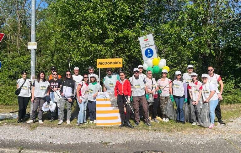 Oltre 1400 kg di rifiuti raccolti con le iniziative di McDonald’s per l’ambiente, anche a Garbagnate McDonald's ambiente Garbagnate