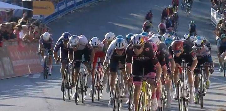 Giro d’Italia a Bollate, Garbagnate e Saronno: lunedì 16 strade chiuse per il passaggio Next Gen giro italia