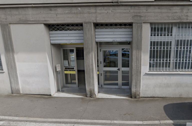 ufficio poste italiane paderno dugnano 768x506