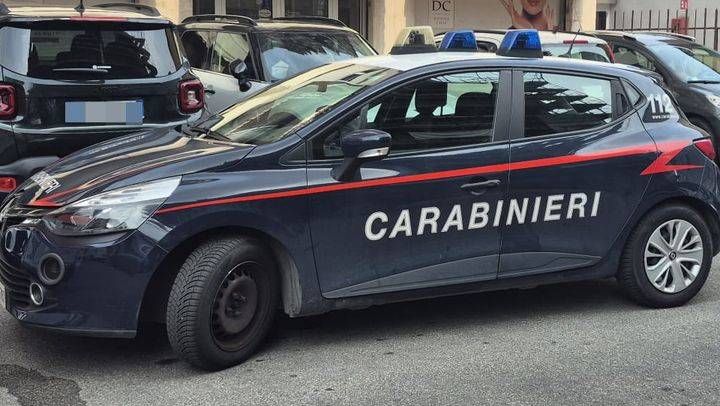 Argenteria e liquori in auto, denunciati 4 rumeni a Lentate sul Seveso