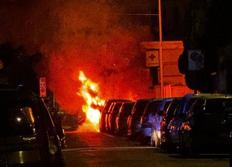 Alba di fuoco in via Garibaldi a Bollate – IL VIDEO Immagine WhatsApp 2025 08 18 ore 08.09.05 25231908 768x554