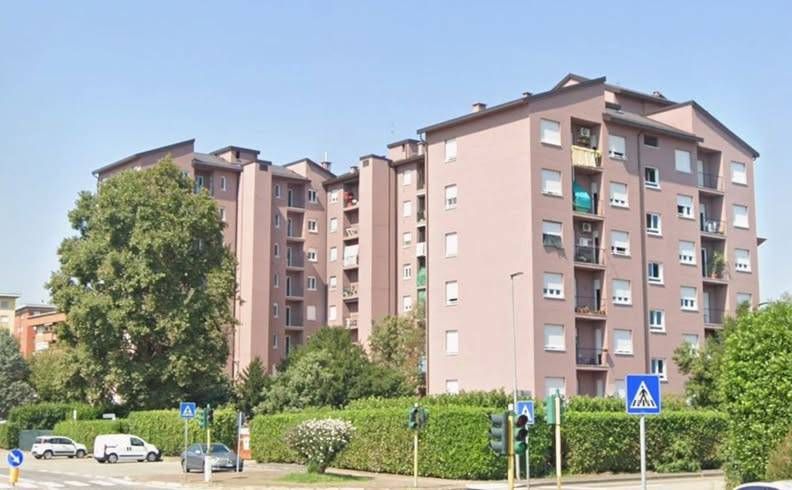 Disabile in carrozzina deve tornare a casa al 4° piano, ma l’ascensore è rotto Disabile in carrozzina deve tornare a casa al 4° piano, ma l’ascensore è rotto