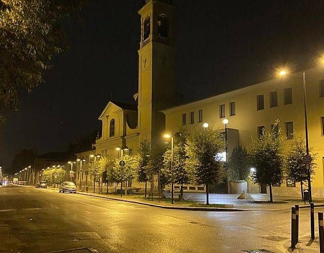 Spaccio di droga, a Bovisio Masciago minimarket in un appartamento, 2 arresti Bovisio Masciago droga