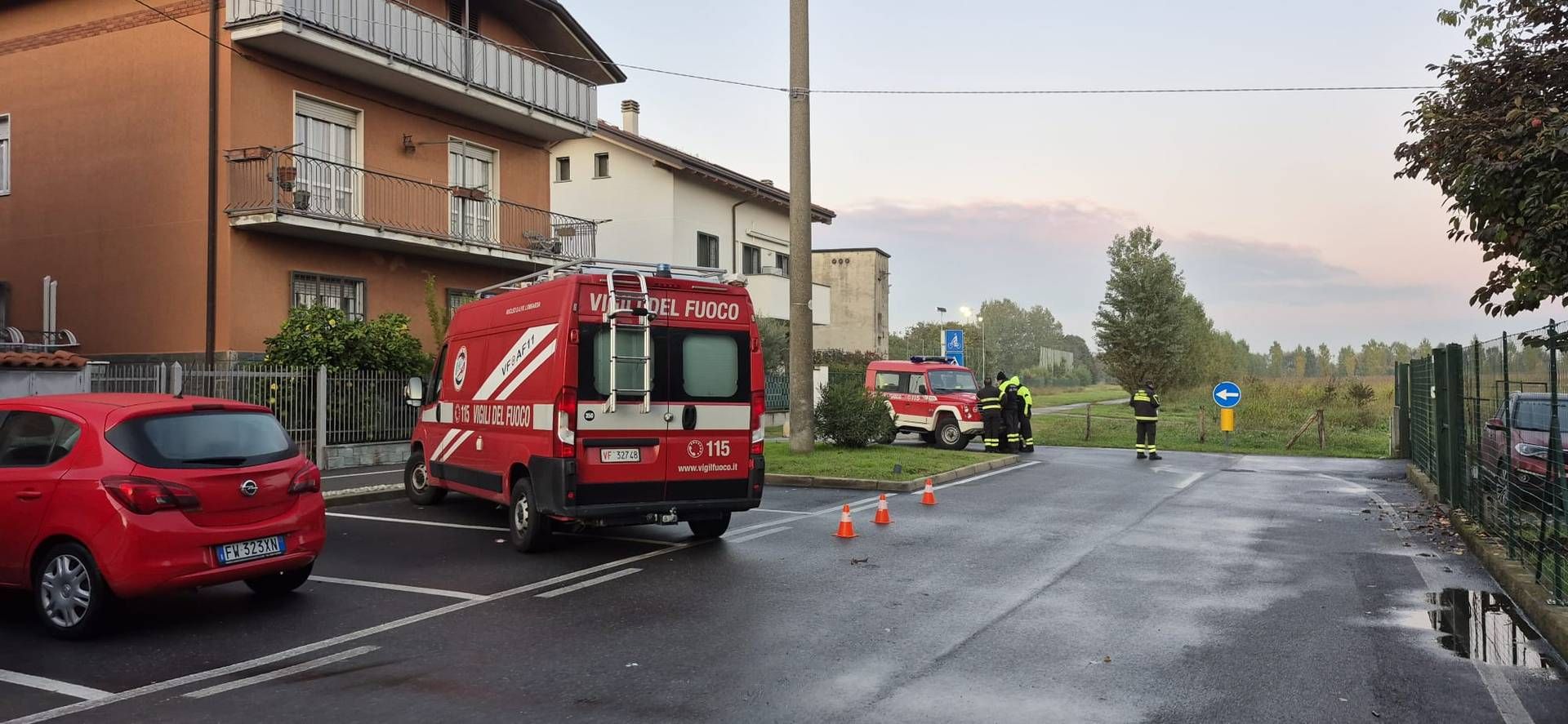 Elicottero tra Paderno Dugnano e Nova Milanese per ricerca anziano scomparso | VIDEO Elicottero tra Paderno Dugnano e Nova Milanese per ricerca anziano scomparso | VIDEO