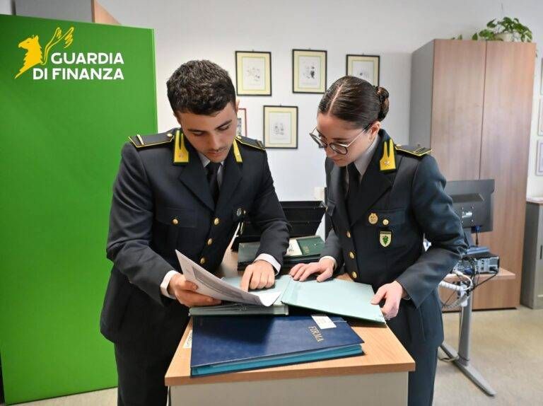 guardia finanza saronno