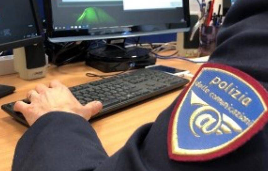 Atti osceni in stazione a Busto Arsizio, arrestato 53enne