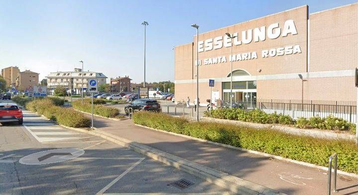 garbagnate un altro pedone investito davanti all8217esselunga