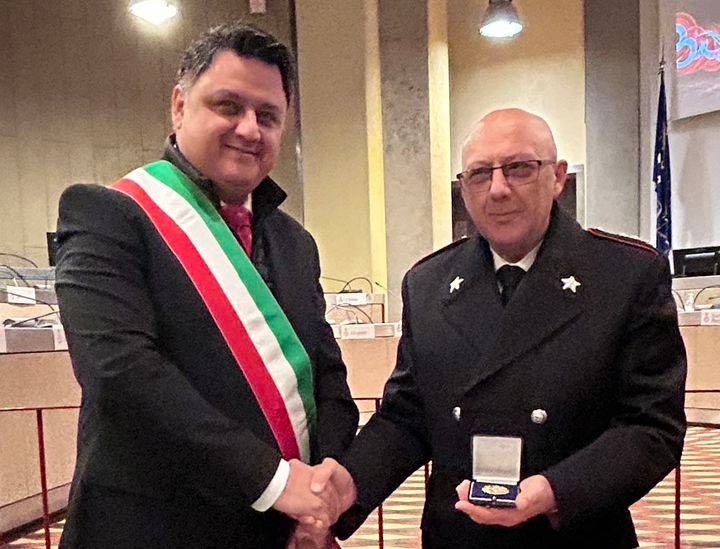 Bollate Carabinieri Sindaco