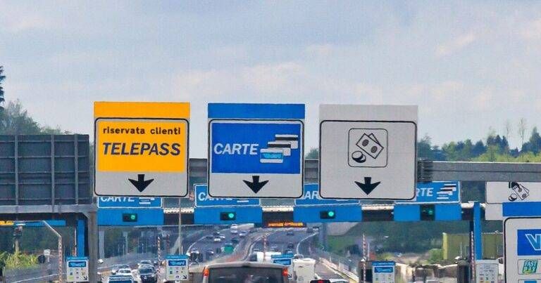 Autostrada A9 lavori notturni svincoli chiusi alternative traffico