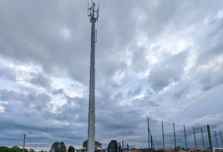 Maxi antenna tra Saronno e Ceriano Laghetto, sentenza clamorosa al Tar antenna telefoni tar saronno ceriano